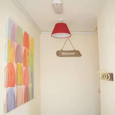 Guest house Serviced Lets - 152/154 Bath Road