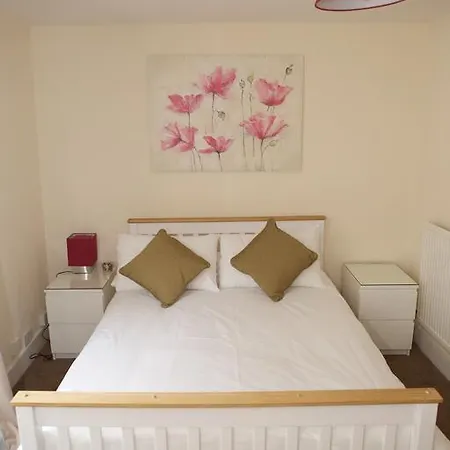 Serviced Lets - 152/154 Bath Road Pensión Bristol